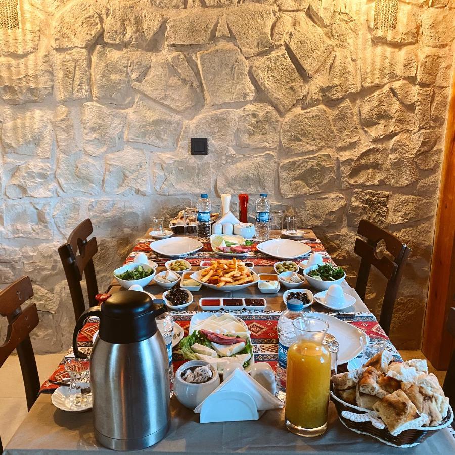 Anatelein Cave Hotel Uçhisar Dış mekan fotoğraf